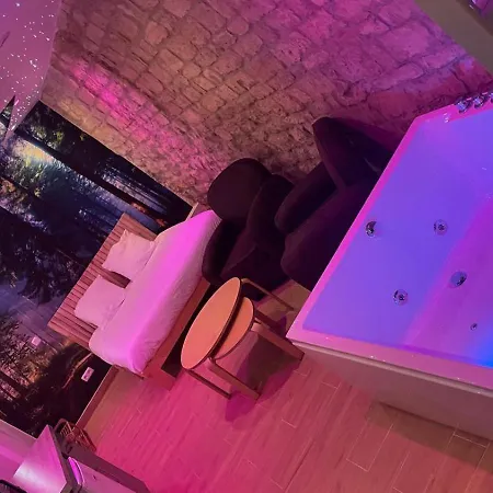 Yao Avec Jacuzzi Montataire Yaospa60 Apartmán *